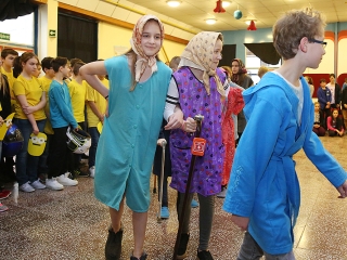 Farsang a Dózsa iskolában - fotó: Sándor Judit