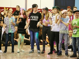 Farsang a Dózsa iskolában - fotó: Sándor Judit