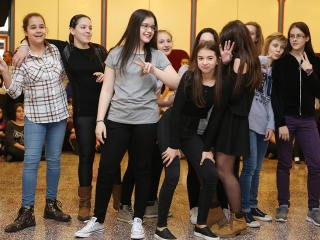 Farsang a Dózsa iskolában - fotó: Sándor Judit