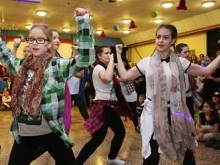 Farsang a Dózsa iskolában - fotó: Sándor Judit