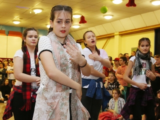 Farsang a Dózsa iskolában - fotó: Sándor Judit