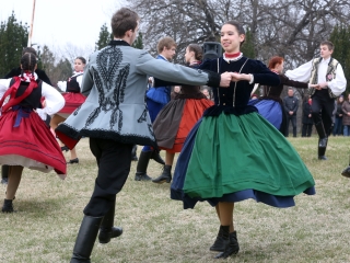 Március 15. - Ünnepség és koszorúzás a '48-as emlékműnél - fotó: Sándor Judit