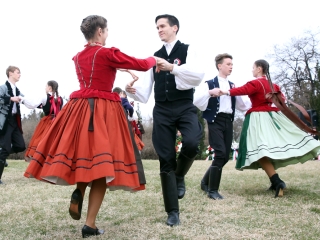 Március 15. - Ünnepség és koszorúzás a '48-as emlékműnél - fotó: Sándor Judit