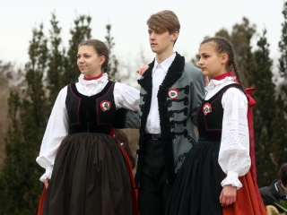 Március 15. - Ünnepség és koszorúzás a '48-as emlékműnél - fotó: Sándor Judit