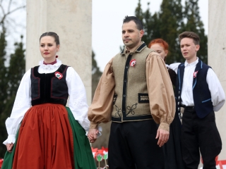 Március 15. - Ünnepség és koszorúzás a '48-as emlékműnél - fotó: Sándor Judit