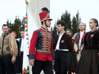 Március 15. - Ünnepség és koszorúzás a '48-as emlékműnél - fotó: Sándor Judit