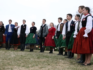 Március 15. - Ünnepség és koszorúzás a '48-as emlékműnél - fotó: Sándor Judit