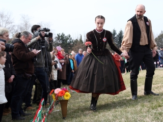 Március 15. - Ünnepség és koszorúzás a '48-as emlékműnél - fotó: Sándor Judit