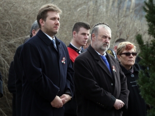 Március 15. - Ünnepség és koszorúzás a '48-as emlékműnél - fotó: Sándor Judit