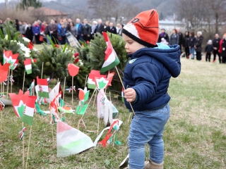 Március 15. - Ünnepség és koszorúzás a '48-as emlékműnél - fotó: Sándor Judit