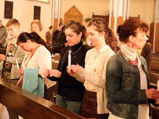 Nagyszombati szentmise - fotó: Sándor Judit