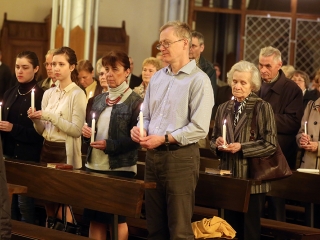 Nagyszombati szentmise - fotó: Sándor Judit