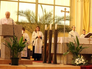 Nagyszombati szentmise - fotó: Sándor Judit