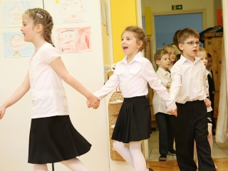 Anyák napja az Aranyalma oviban - fotó: Sándor Judit