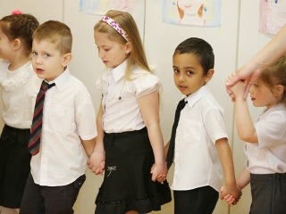 Anyák napja az Aranyalma oviban - fotó: Sándor Judit