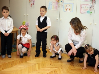 Anyák napja az Aranyalma oviban - fotó: Sándor Judit