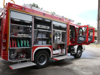 Megújult a tűzoltóállomás, megjött az új tűzoltókocsi - fotó: Sándor Judit