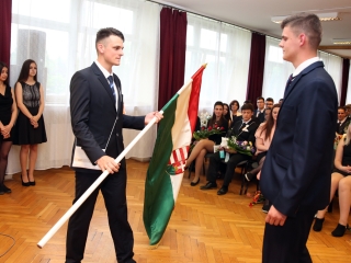 Dunaferr iskola ballagás (2017) - fotó: Sándor Judit