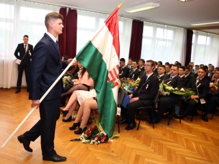 Dunaferr iskola ballagás (2017) - fotó: Sándor Judit