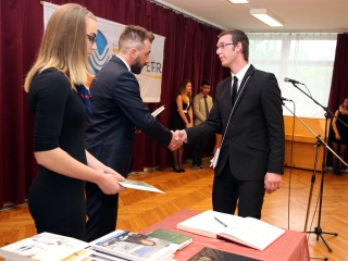 Dunaferr iskola ballagás (2017) - fotó: Sándor Judit