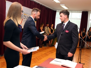 Dunaferr iskola ballagás (2017) - fotó: Sándor Judit