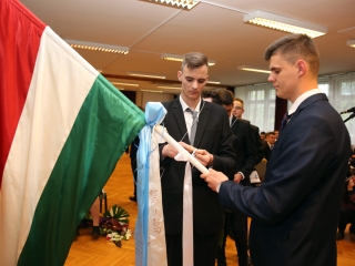 Dunaferr iskola ballagás (2017) - fotó: Sándor Judit