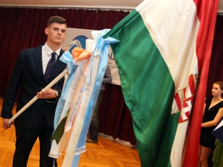 Dunaferr iskola ballagás (2017) - fotó: Sándor Judit