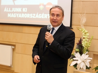 Lakossági fórum a "C" szárnyban - fotó: Sándor Judit