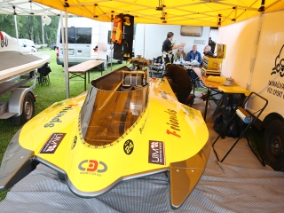 Motorcsónakosok az öbölben - fotó: 