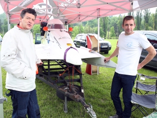 Motorcsónakosok az öbölben - fotó: 