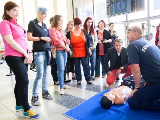 Újraélesztési rekord - A bartókosok és a kézis lányok is beszálltak - fotó: Ónodi Zoltán