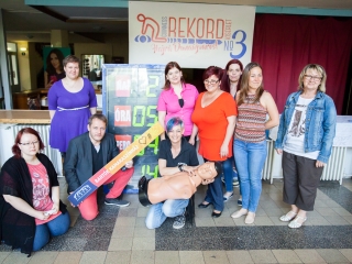 Újraélesztési rekord - A bartókosok és a kézis lányok is beszálltak - fotó: Ónodi Zoltán