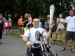 Olimpiai lángfutás a városban - fotó: Sándor Judit