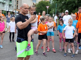 Olimpiai lángfutás a városban - fotó: Sándor Judit