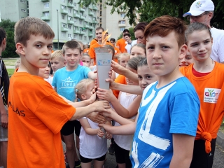 Olimpiai lángfutás a városban - fotó: Sándor Judit