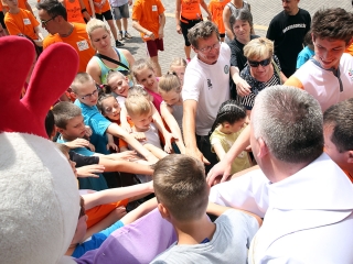 Olimpiai lángfutás a városban - fotó: Sándor Judit