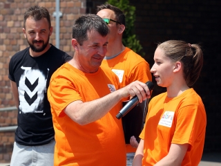 Olimpiai lángfutás a városban - fotó: Sándor Judit