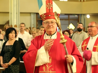 Bérmálás a Krisztus Király Templomban - fotó: Sándor Judit