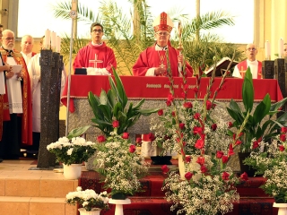 Bérmálás a Krisztus Király Templomban - fotó: Sándor Judit