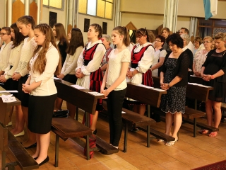 Bérmálás a Krisztus Király Templomban - fotó: Sándor Judit