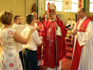 Bérmálás a Krisztus Király Templomban - fotó: Sándor Judit