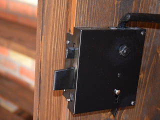 Borháló Dunaújváros: képmesék - fotó: 