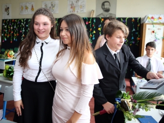 Ballagás a Dózsa iskolában (2017) - fotó: Sándor Judit