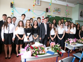 Ballagás a Dózsa iskolában (2017) - fotó: Sándor Judit