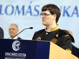 Diplomaosztó az egyetemen (2017) - fotó: Sándor Judit