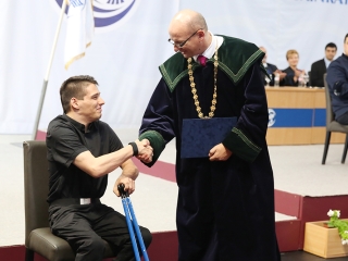 Diplomaosztó az egyetemen (2017) - fotó: Sándor Judit