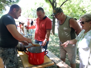 II. Horgász-, halászlé- és halfőző verseny - fotó: Sándor Judit
