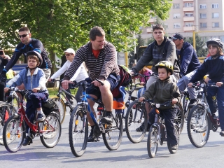 Sportkavalkád: mindent bele - képeken! - fotó: 