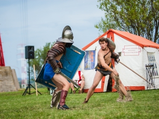 "A halálba menők köszöntenek"  - fotó: 