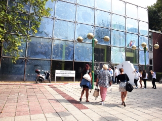 Átadták a Dunaferr iskola felújított tornatermét - fotó: Sándor Judit